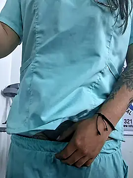 Онлайн чат XXX CAROLINE__07