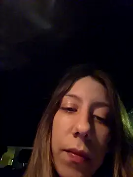 PetiteSecretsのライブXXXチャット