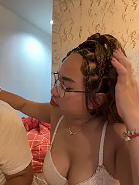 Ponthip 网络视讯表演