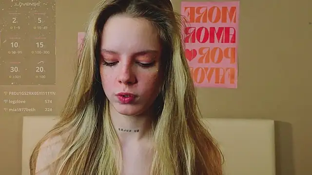 TiffinyMergist Live XXX Chat