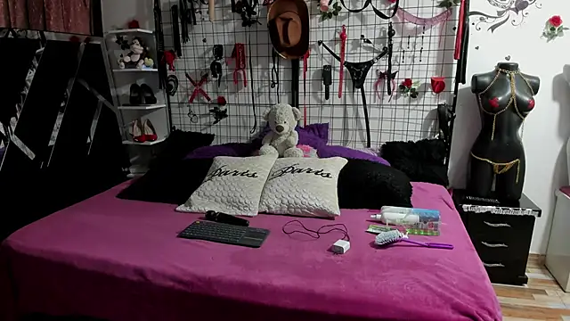 playful-girls' Live XXX Chat