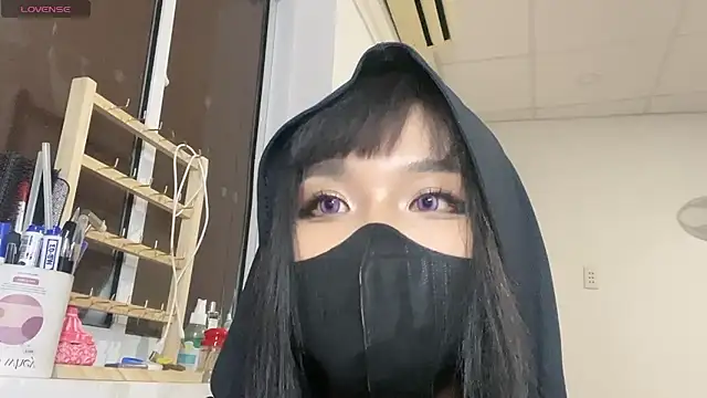 Tieu-May – Live XXX-chat