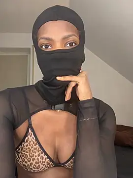 KiaraAmara Chat XXX live