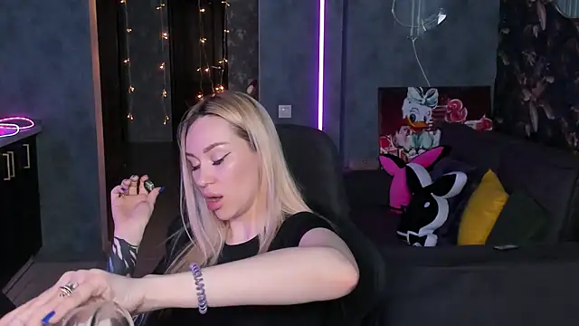 Blckmirrorr 现场XXX聊天