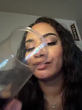 Chat +18 de CarmelaAnthony ao vivo