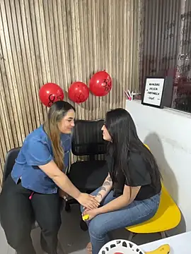 Antonella_Julieta 라이브 XXX 채팅