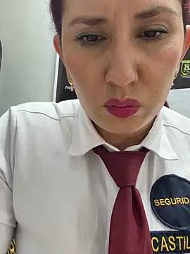 Megan-01-: απευθείας συνομιλία ΧΧΧ