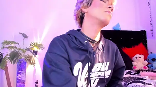 Cooperrosscute233 Adlı Modelin Web Kamerası Şovu