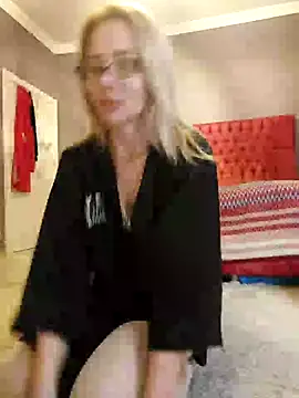 แชท XXX สดของ ElenabonyX