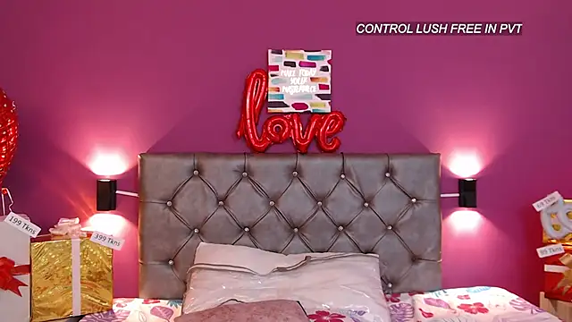 แชท XXX สดของ LittleAshleey