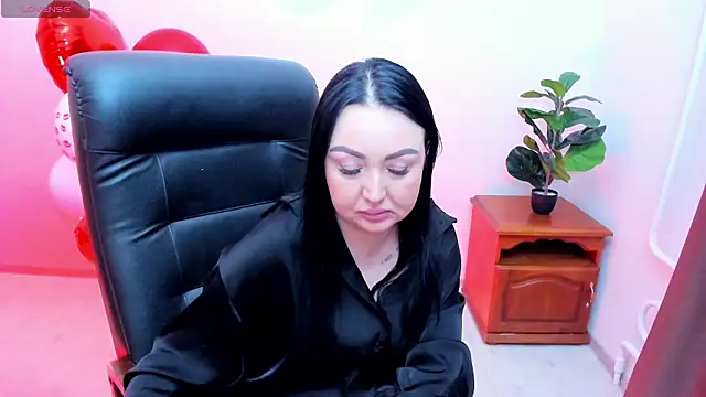 Chatroom XXX en direct de MilaVis