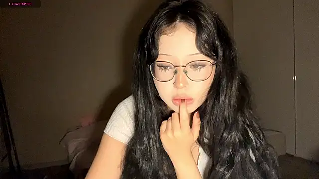 KateGlowee Live XXX-Chat