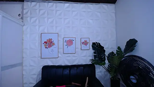 Valentinaa_mature live XXX chat