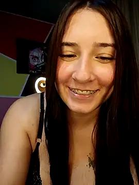 Mysticdooll69's Live XXX Chat