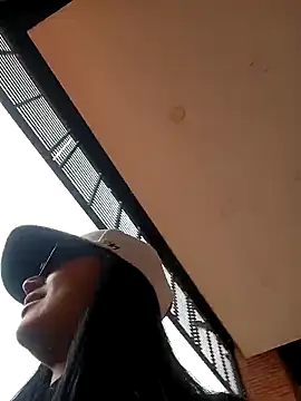 Esmeralda333 – Live XXX-chat