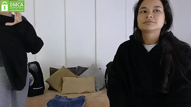 sexychanell_18 Adlı Modelin Canlı XXX Sohbeti