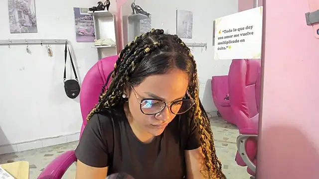 CAMILA--REY's Live XXX Chat