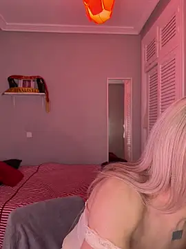 Crystal_________ Adlı Modelin Web Kamerası Şovu