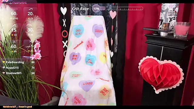 AshenRoe's Live XXX Chat