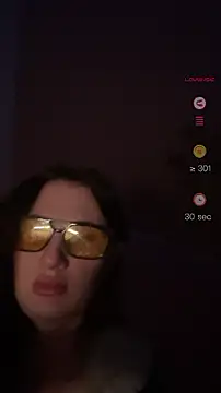 Flossy_Vettie 现场XXX聊天