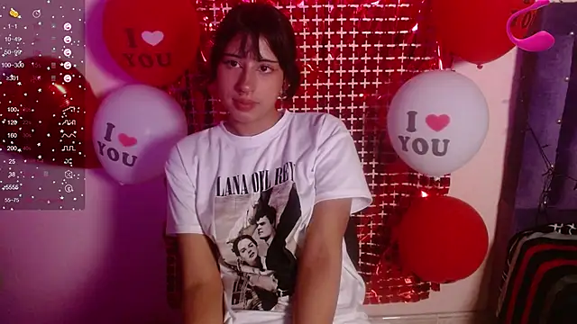 kitty_Gothic Chat XXX in diretta