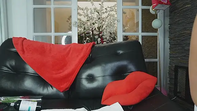 foxy_zoe 即時 XXX 聊天