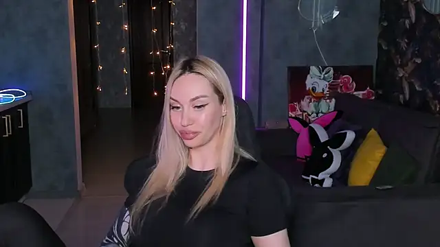 Blckmirrorr Chat XXX in diretta