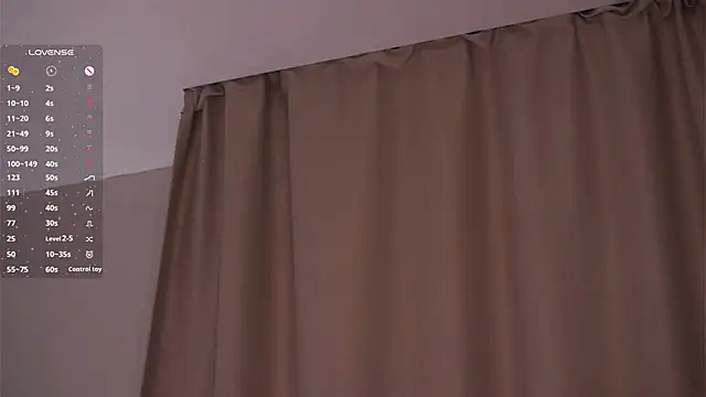 EffieHenri Chat XXX in diretta