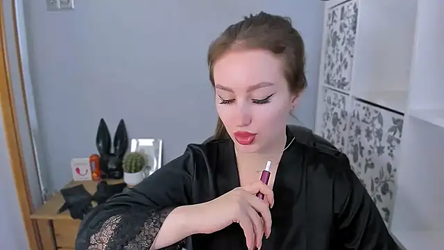 DonnaCam: онлайн-секс-чат