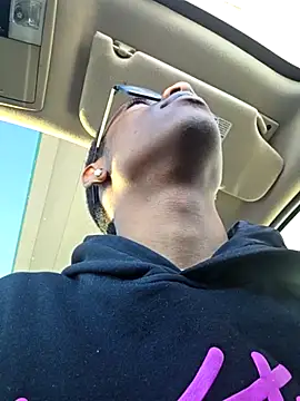 Pokazy przed kamerką – hormoneactivated