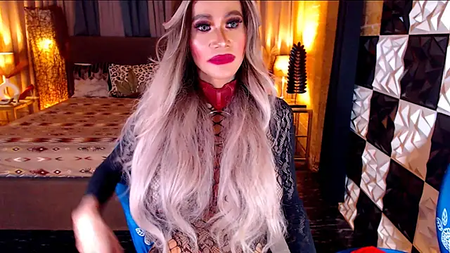 Chat XXX Live MonstrousCockDiva