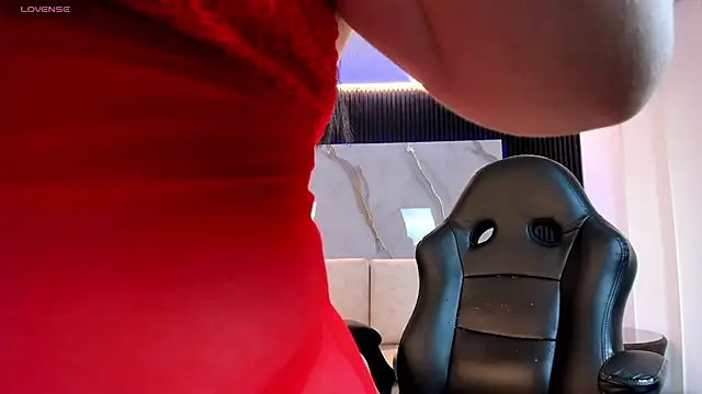 Alicee_BroownnのライブXXXチャット