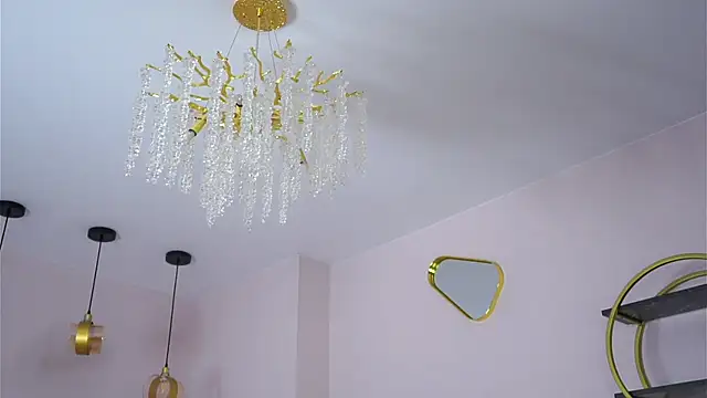 SunnivaCovil Live XXX-chat