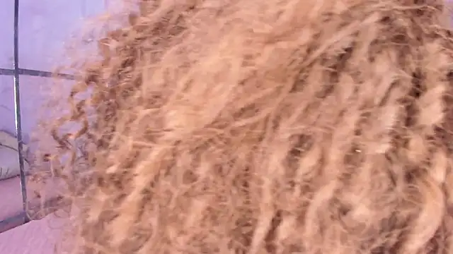 _LittleLian Live XXX chat