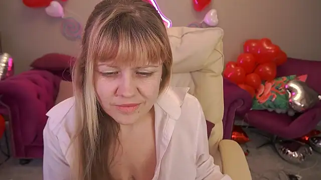 XXX chat uživo modela BellaLaPetit