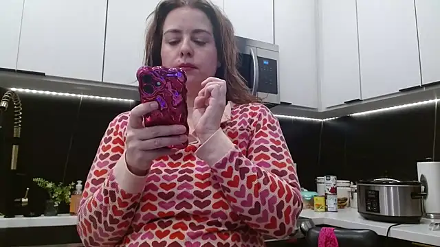 HazelSkyesChat: διαδικτυακό σόου στην κάμερα