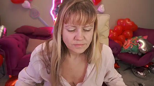 BellaLaPetit Chat XXX live