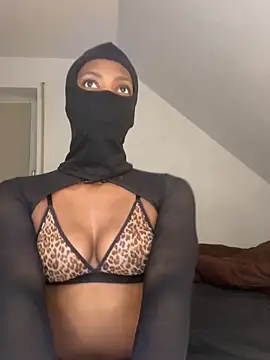 Czat XXX na żywo – KiaraAmara