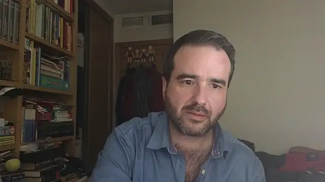 curiosillo83 即時 XXX 聊天