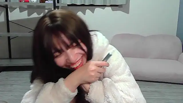 แชท XXX สดของ seira_flower