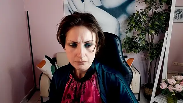 AuroraRight Adlı Modelin Canlı XXX Sohbeti