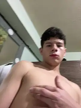 Andy12912 Webcam show