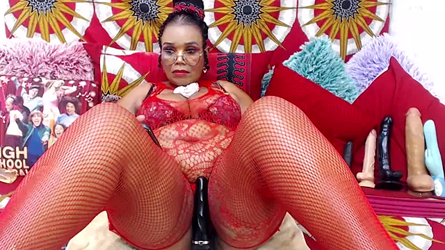 MATURExxxASS 网络视讯表演