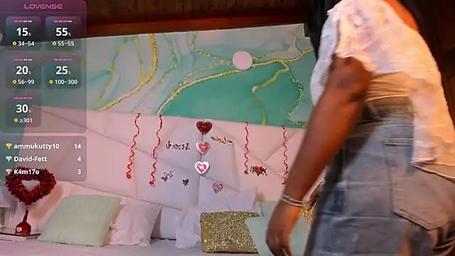 Chat +18 de bbyalexxxa ao vivo