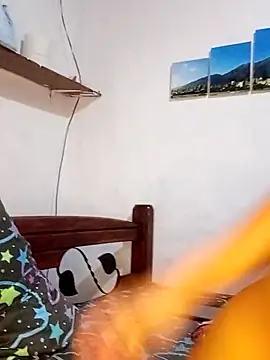 Putaalexa Adlı Modelin Canlı XXX Sohbeti