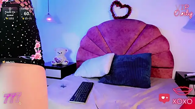 isadoraallen_1 Show Webcam