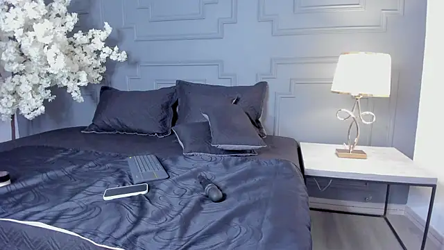 TiffanyyLam webcam show