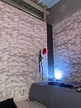 AlisSon__hot Adlı Modelin Canlı XXX Sohbeti