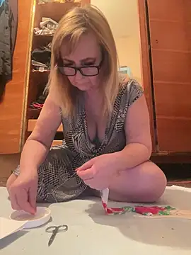 Chat XXX en directo de Irina2909@xh