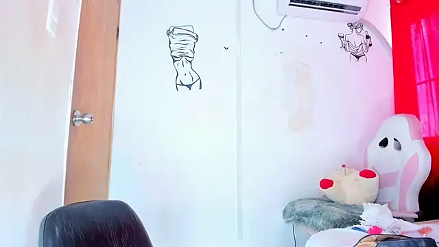 Emily_Coper18 Live XXX Chat